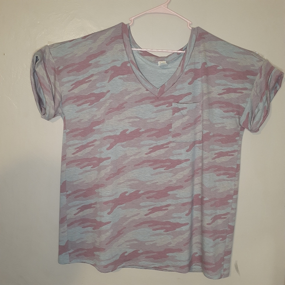 Purple and gray camo rolled sleeve top